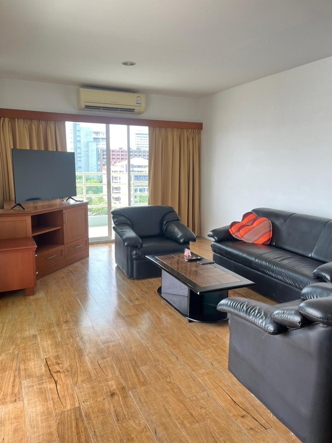 Joy Shop At View Talay 6 Apartment Pattaya Luaran gambar