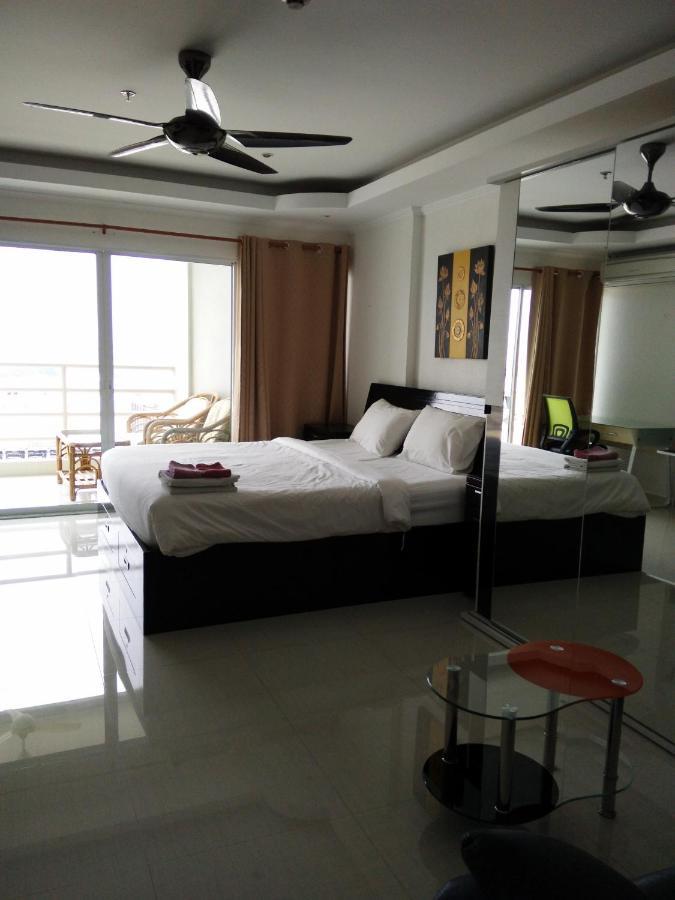Joy Shop At View Talay 6 Apartment Pattaya Luaran gambar